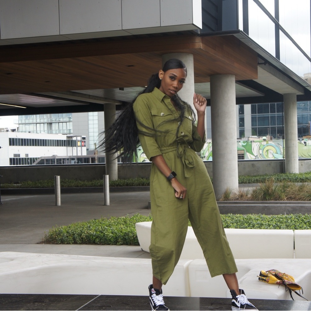 Linen romper in Army green